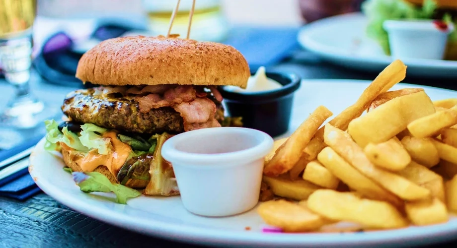 Fast Food Revolution: The Rise of Gourmet Burgers